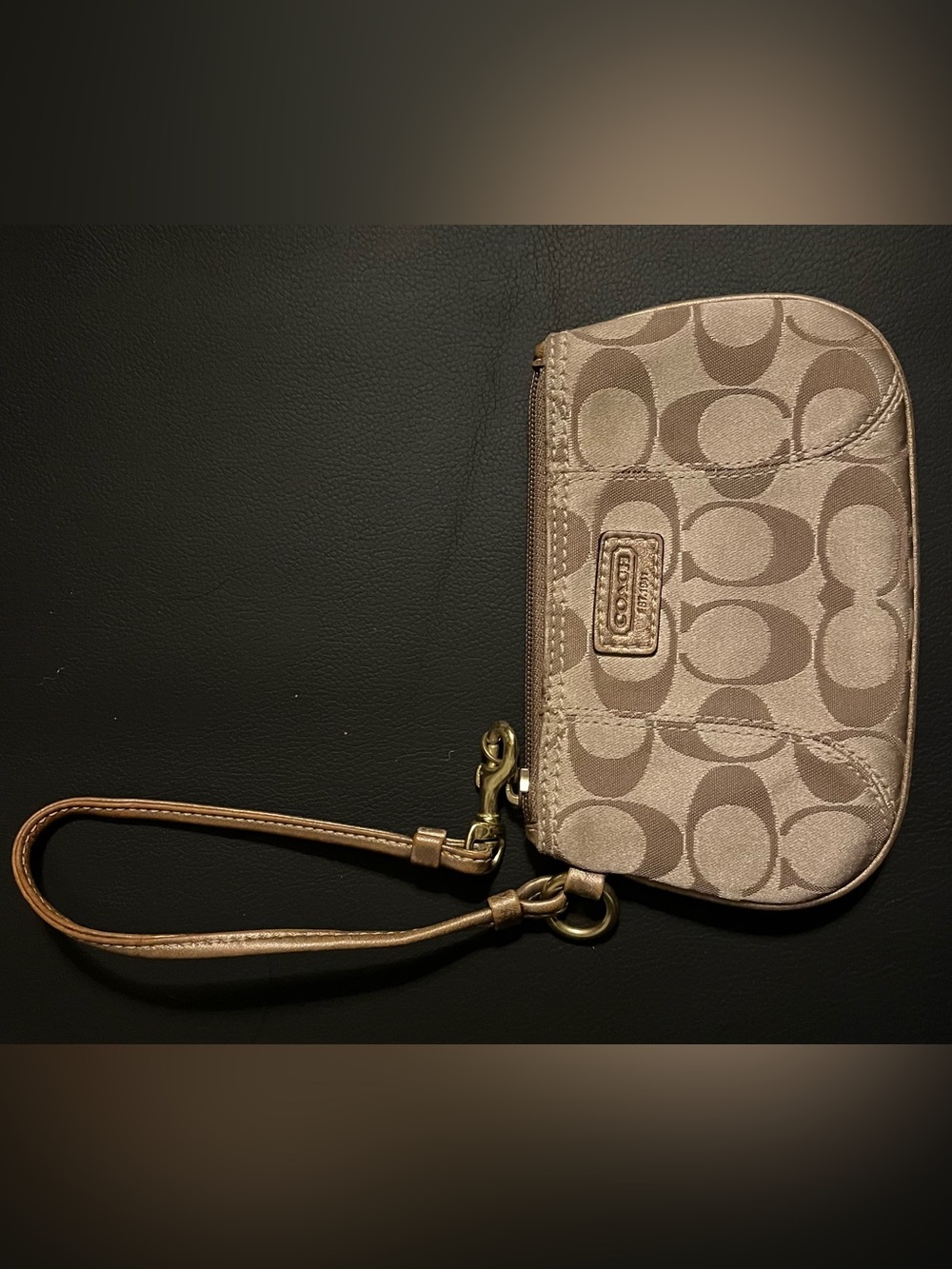 Coach Small Signature Wristlet in Khaki and Chalk